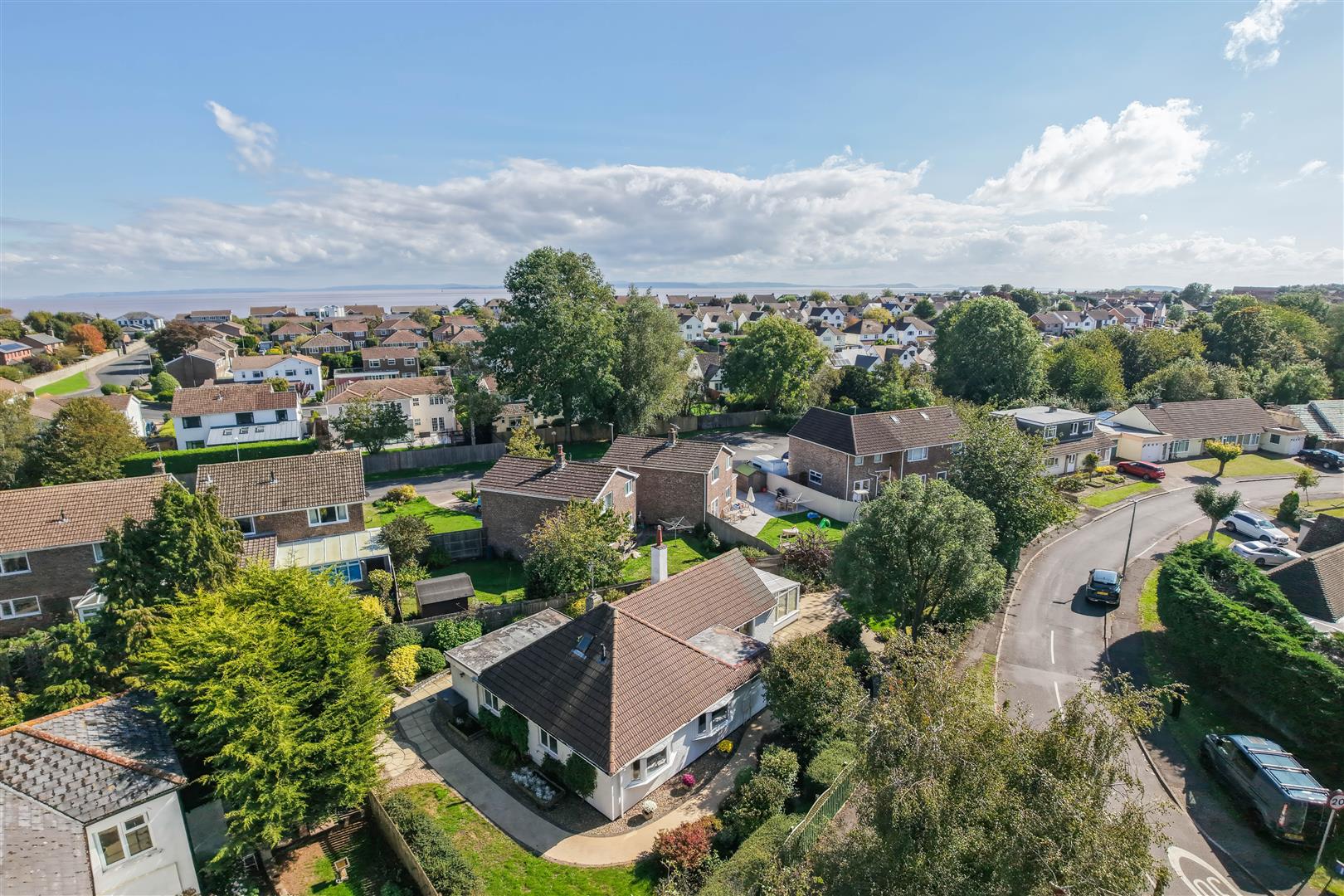17 Charteris Close, Penarth, CF64 5RT